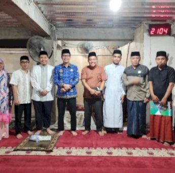 Sekretariat DPRD Kota Makassar Safari Ramadhan di Masjid Baiturrahman Mariso