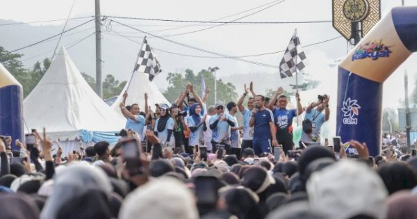 Ribuan Peserta Meriahkan Fun Run Anti Mager Sulsel di Malili, Gubernur dan Bupati Ibas Turut Meramaikan