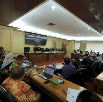 RDP dengan Komisi D DPRD Sulsel, Direktur CV Bangsa Damai Beri Penjelasan Soal Izin Tambang di Tikala