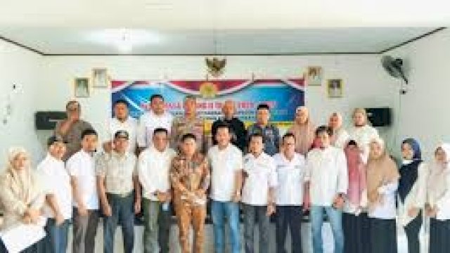 Reses Masa Sidang Ke II di Kecamatan Mappedeceng, Ini Harapan Wakil Ketua DPRD Lutra