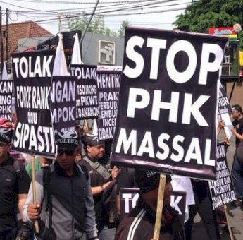 Korban PHK Diprediksi Capai 280 Ribu Orang pada 2025, Ini Penyebabnya