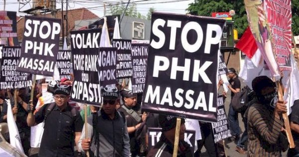 Korban PHK Diprediksi Capai 280 Ribu Orang pada 2025, Ini Penyebabnya