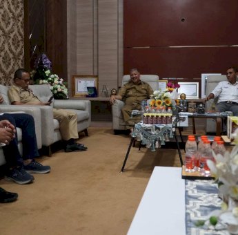 Bupati Pinrang Bahas Kabel dan CSR Sampah PLN