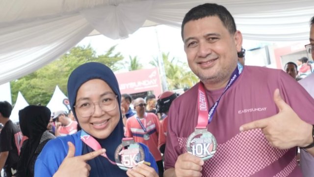 Melinda Aksa Tampil Energik di MHM 5K, Ketua PKK Makassar Berbaur dengan Ribuan Pelari