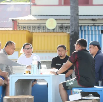 Akhiri Pekan Bersama Warga, Wali Kota Parepare Tasming Serap Aspirasi di Kawasan Pantai Ku