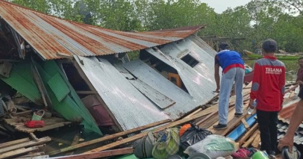 Pemprov Sulsel Gerak Cepat Salurkan Bantuan Korban Puting Beliung di Pinrang dan Luwu