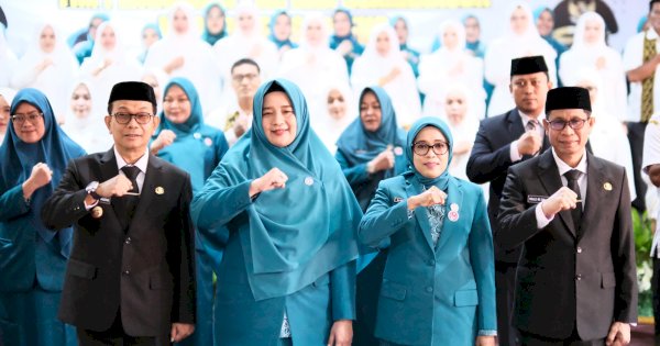 Bupati Soppeng Secara Langsung Melantik Pengurus TP PKK dan Dekranasda Soppeng Masa Bakti 2025-2030