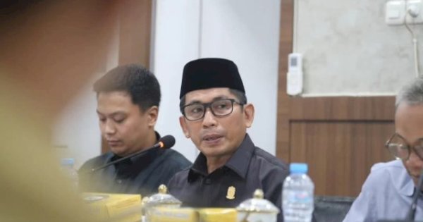 Rp18 Miliar Disiapkan Pemkot untuk Seragam Sekolah Gratis, Muchlis Misbah: Semoga Berjalan Baik