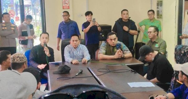 Terima Massa Aksi di DPRD Makassar, Ismail Siap Kawal Aspirasi Pedagang Pasar Terong