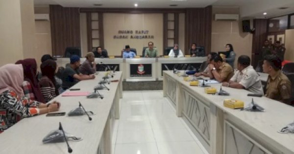 DPRD Makassar Bahas Penertiban Kanal Pasar Terong, Pastikan Kebijakan Relokasi Tidak Korbankan Pedagang Kecil