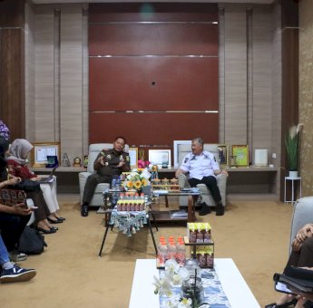 Kajari Pinrang Kunjungi Bupati Irwan, Bahas Kegiatan Adhyaksa Trail in Beach Run