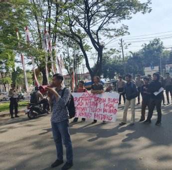 Aliansi Pemuda dan Mahasiswa Bantaeng Bersatu Gelar Aksi di Polda Sulsel: Tuntut Penjual Jasa Internet Wifi Ilegal Diusut Tuntas