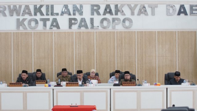 Rapat Paripurna DPRD Palopo-Pemkot: Fokus pada Pembangunan Kota
