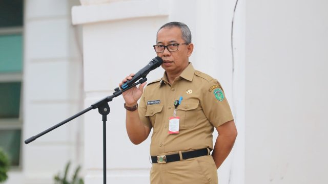Pimpin Apel Pagi, Sekda Ajak ASN Jaga Disiplin dan Kebersihan