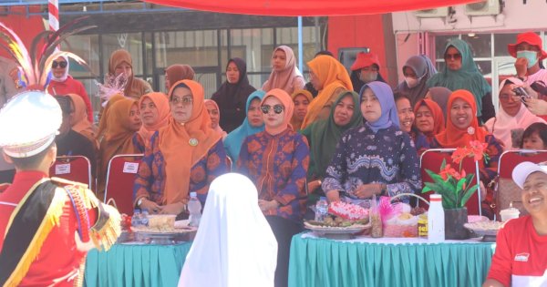 Pinrang Meriahkan HUT RI ke-80 dengan Karnaval yang Sarat Makna dan Kreativitas