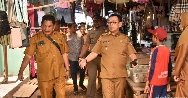 Bupati Soppeng Suwardi Haseng Gratiskan Biaya Sewa Kios Pedagang Pasar Sentral Cabenge