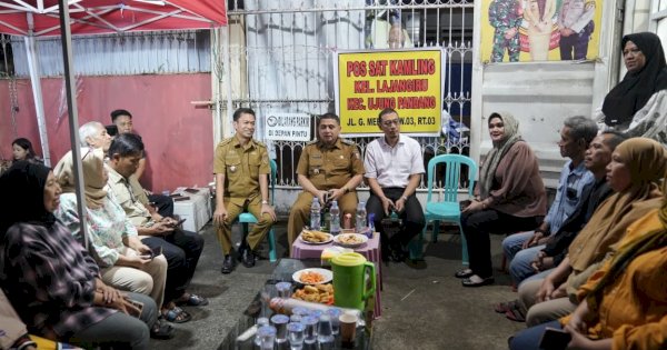 Aktifkan Siskamling, Wali Kota Makassar Turun Langsung ke Poskamling Hingga Tengah Malam