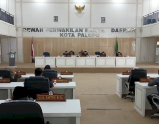 3 Fraksi DPRD Palopo Walk Out dari Rapat Paripurna Penyerahan Rancangan Awal RPJMD 2025-2029