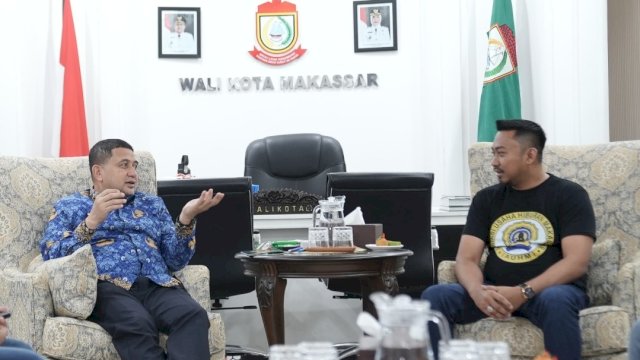 Wali Kota Makassar, Munafri Arifuddin, bersama Ketua AUHM, Tasbih Mursalin.