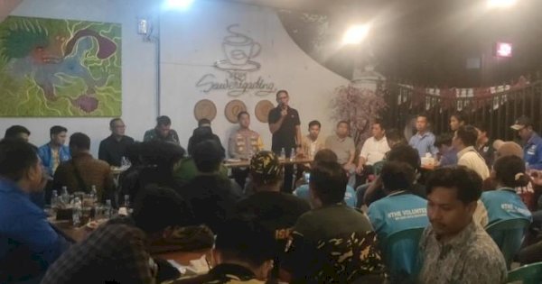 Ketua DPRD Supratman Menangis, Siap Korbankan Nyawa Demi Makassar: Saya Tak Ingin Kota Ini Hancur!