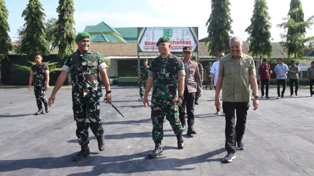 Sambut Kunker Komandan Korem 141 Toddopuli, Bupati Pinrang Irwan Hamid Tekankan Sinergi TNI Dalam Ketahanan Pangan