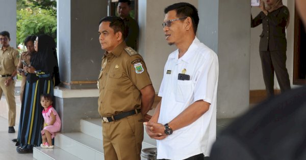 Lepas Kontingan Bulu Tangkis Ke Porprov Sulsel, Wabup Pinrang Sudirman Bungi Dorong Semangat Kebersamaan