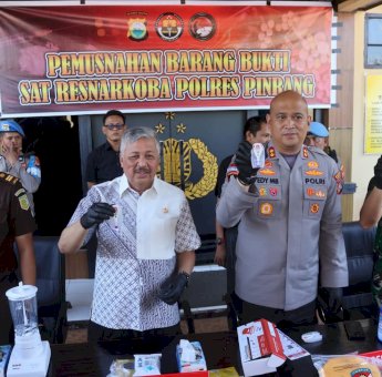 Bupati Irwan Hamid Hadiri Pemusnahan Barang Bukti Perkara Narkotika di Polres Pinrang, Apresiasi Aparat Kepolisian