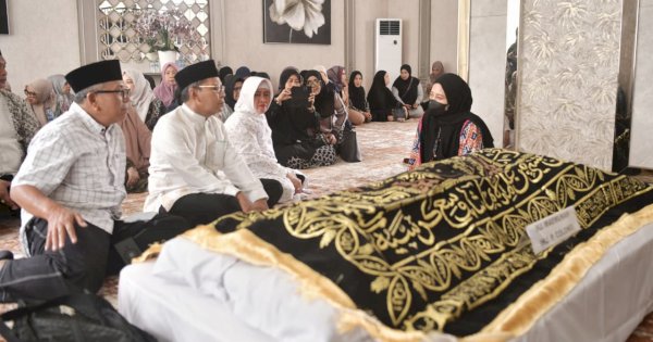 Duka Mendalam Selimuti Keluarga Besar Wakil Gubernur Sulsel Fatmawati Rusdi, Ibunda Tercinta Berpulang