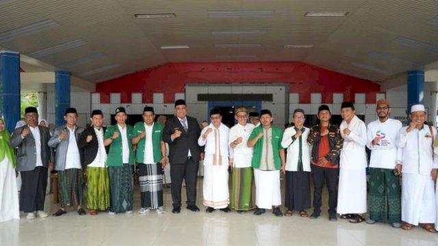 Ratusan Santri di Maros Ikuti Apel Peringatan Hari Santri, Bupati Chaidir Syam Titip Pesan Ini