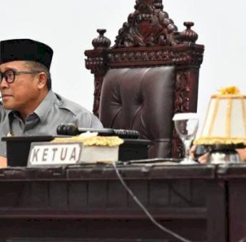 Ketua DPRD Lutra Husain Pimpin Rapat Paripurna Penandatanganan Nota KUA dan PPAS Perubahan 2025
