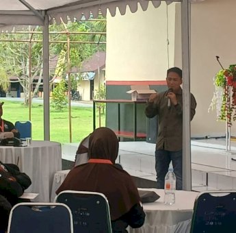 Ketua DPRD Lutra Minta Camat dan Kades Berinovasi Majukan Daerah