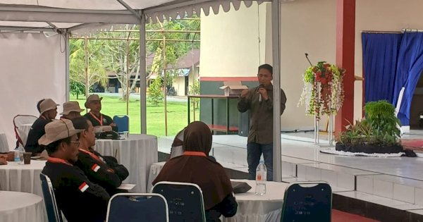 Ketua DPRD Lutra Minta Camat dan Kades Berinovasi Majukan Daerah