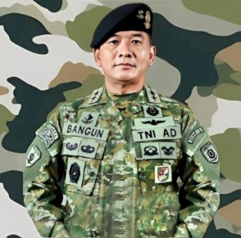 Pangdam XIV/Hasanuddin Berganti, Mayjen TNI Bangun Nawoko Resmi Jabat Pangdam