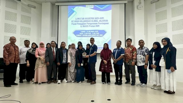 International Association of Economic and Business (IAEB) Se Indonesia bersama Fakultas Ekonomi dan Bisnis Universitas Muhammadiyah Makassar melakukan lawatan akademik ke University Utara Malaysia (UUM).