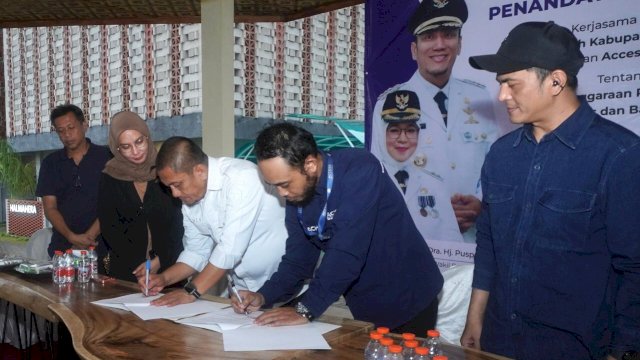 Pemkab Lutim Teken MoU dengan Access English School Siapkan Tenaga Kerja Mahir Bahasa Mandarin