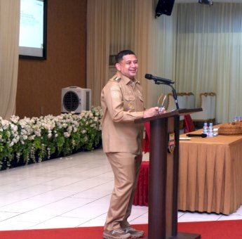 Pemkot Makassar dan Unibos Luncurkan Eco Circular Hub