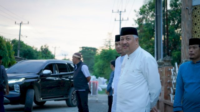 Bupati Pinrang Ajak Masyarakat Memakmurkan Masjid Lewat Safari Salat Berjamaah