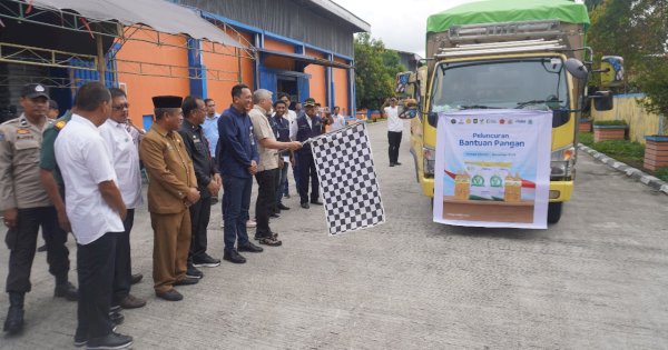 Bupati Irwan: Bantuan Pangan Bukan Sekadar Distribusi, tetapi Dorongan Peningkatan Kesejahteraan