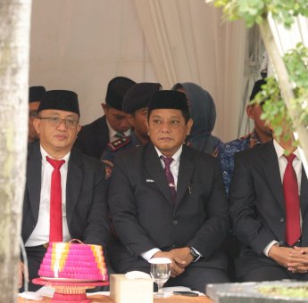 Berlangsung khidmat, Fathur Rahim Ikuti Upacara Hari Pahlawan 2025