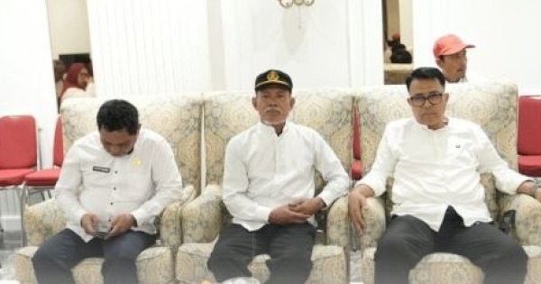 Kepala Kesbangpol Fathur Rahim Dampingi Wali Kota Makassar Terima Audiensi DPP REWA 75