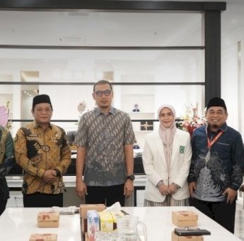 Fathur Rahim Dampingi Sekda Terima Audiensi Pesantren IMMIM