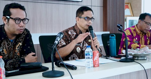 Wabup Pinrang Pimpin Rakor, Pastikan Harga Kebutuhan Pokok Terkendali Jelang Nataru
