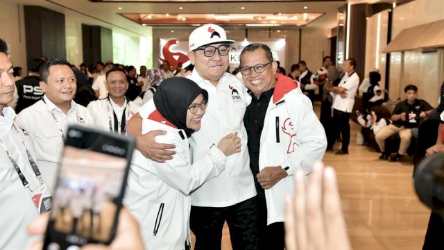 Rakernas PSI Makassar Ditutup Penjaketan 7 Tokoh, Rusdi Masse Jadi Magnet Gelombang Kader Baru