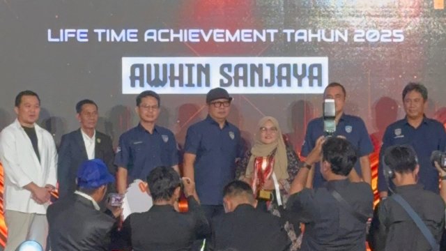 Pembalap Cilik Asal Pinrang dan Almarhum Awhin Sanjaya Terima Penghargaan IMI Awards 2025