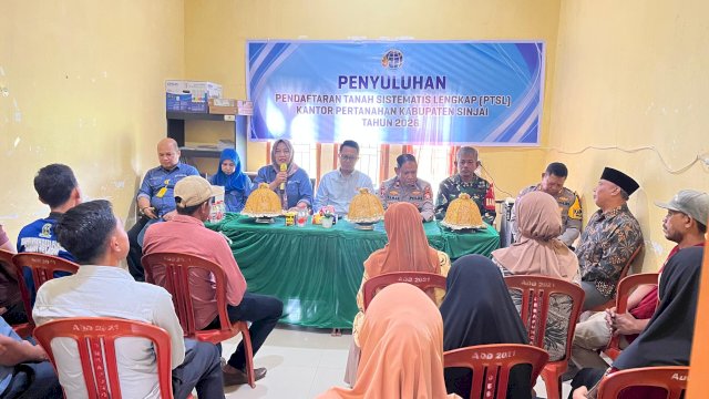 Kantor Pertanahan Lakukan Penyuluhan PTSL di Kantor Desa Puncak