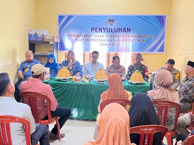 Kantor Pertanahan Lakukan Penyuluhan PTSL di Kantor Desa Puncak