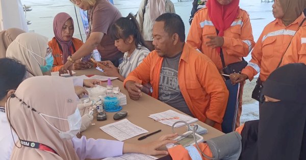 Merawat Mereka yang Merawat Kota, UPT Karebosi Dispora dan Dinkes Makassar Hadirkan Pemeriksaan Kesehatan bagi Satgas Kebersihan