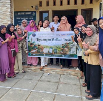 Keuangan Berkah Desa, Tim Dosen Unismuh Makassar Perkuat Literasi Keuangan Syariah dan Zakat Pertanian Masyarakat Galesong Timur