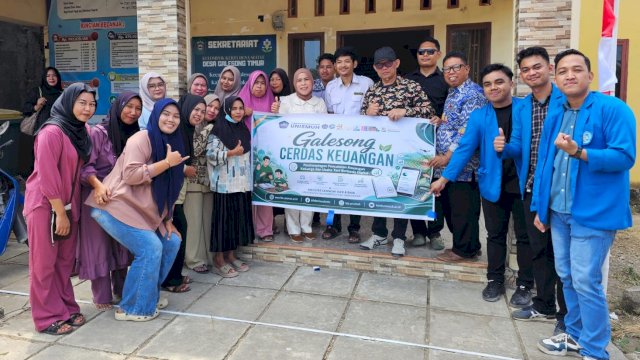 Sinergi FEB Unismuh Makassar dan Pemerintah Desa Galesong Timur melalui program pendampingan keuangan untuk keluarga dan usaha tani