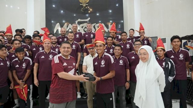 Munafri Arifuddin menjamu skuad PSM Makassar jelang laga kandang perdana di Parepare